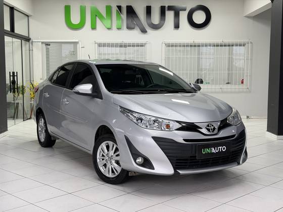 TOYOTA YARIS 1.5 16V FLEX SEDAN XL MULTIDRIVE TOYOTA YARIS 1.5 16V FLEX SEDAN XL MULTIDRIVE